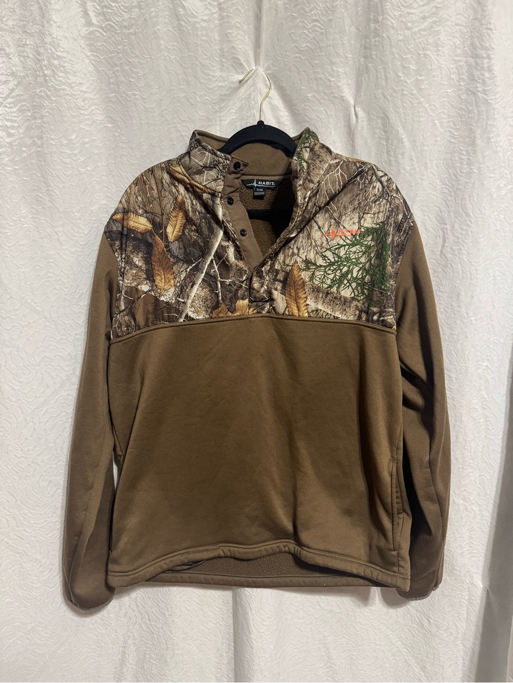Habit Sweatshirt